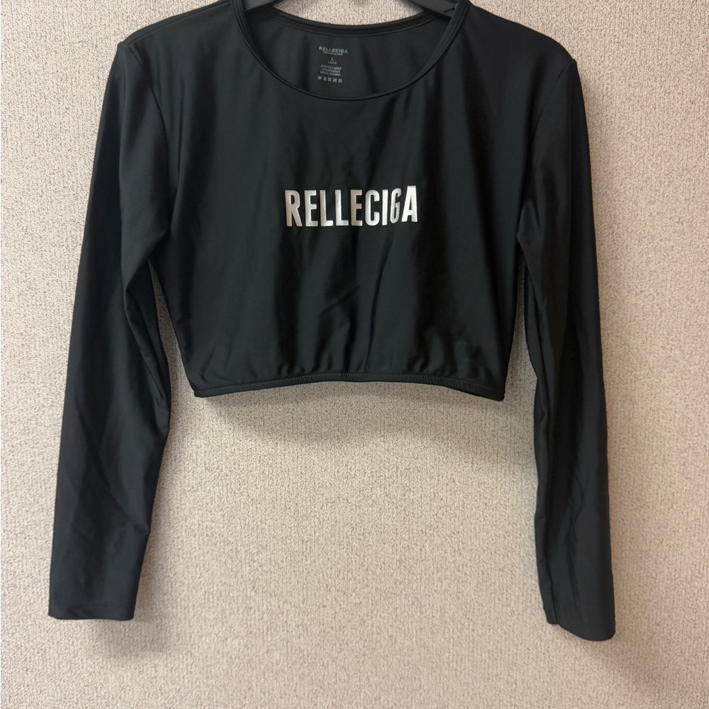 RELLECIGA Women's Size Large Black Swim Shirt Rashguard Long Sleeve Crop Top‎